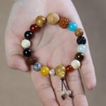 Eighteen seeds multi-treasure bracelet Bodhi 18 seeds 18 seeds Buddha beads jewelry Xingyue Wen play men's and women's bracelets live broadcast hit - Image 3