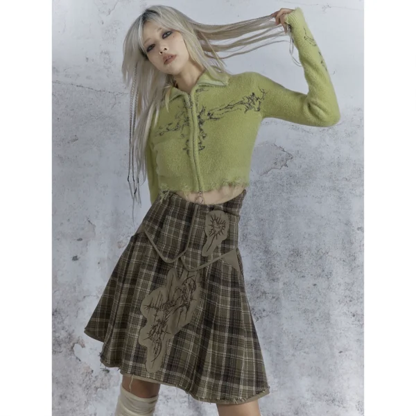 CHECK EMBROIDERY HIGH WAIST PLEATED SKIRT