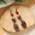 Retro hand-made plant fruit earrings, forest pine cones, literary and artistic ethnic style, Chinese medicine, dried fruits, niche creative earrings, women - Image 4