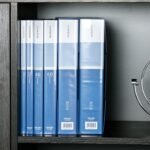 Deli document information booklet transparent insert A4 data collection book folder storage folder office supplies 33660 - Image 4