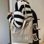 Japanese commuting casual college student class canvas bag - Image 3