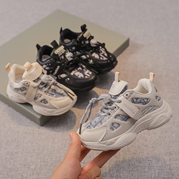 Children's shoes, boys' sports shoes, cross-border children's shoes, Korean version, leather surface, breathable, middle and large children's running shoes, boys' mesh shoes