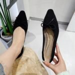 2023 women's knitted princess shoes new bowknot flying knitted single shoes commuting trend shallow mouth slip-on women's shoes - Image 7