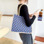 Japanese canvas handbag 2022 new fashion Korean version simple printing bento handbag girl casual small cloth bag - Image 3