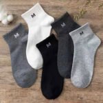 Socks men's socks summer thin breathable sweat absorbent deodorant men's socks spring spring men's sports socks short cotton socks wholesale