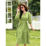 Medium sleeved elastic waist dress