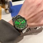 Swiss foreign trade watch wholesale waterproof steel band men's watch luminous calendar quartz watch explosive men's watch on behalf of the company - Image 2