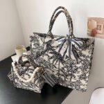 Japanese tote bag women's new niche embroidery cotton linen handbag large capacity commuting canvas shoulder bag