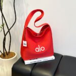 alo cross-border yoga bag shoulder handbag outdoor sports bag tote bag waterproof swimming bag kneading shopping bag