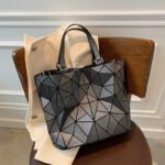 Solid color women's diamond plaid geometric pattern handbag Korean fashion one-shoulder crossbody bag women's folding bucket bag - Image 2