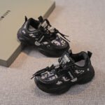 Children's shoes, boys' sports shoes, cross-border children's shoes, Korean version, leather surface, breathable, middle and large children's running shoes, boys' mesh shoes - Image 4