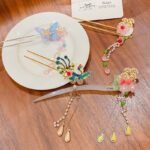 Girls' ancient headwear - Image 3