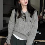 Gray embroidered pony twist round neck pullover sweater women's autumn and winter with soft glutinous knitwear base top spring and autumn