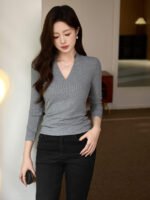 The best choice is a deep V-neck T-shirt for women's long sleeves 2025 autumn new slim slimming base shirt top - Image 2