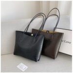 Large capacity tote bag cross-border new autumn and winter women's bag retro shoulder tote bag high-end sense women's commuter shoulder bag - Image 3