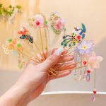 Girls' ancient headwear