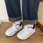 Basic all-match small white shoes women's 2022 autumn new Japanese student casual shoes net red street clapping shoes trend