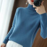 Autumn and winter new stand-up collar pullover sweater women's loose thickened korean version solid color high-neck knitted base layer knit sweater women - Image 2