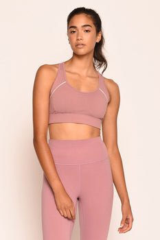 Back Deduction Sports Bra