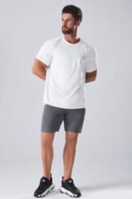 Quick Drying Round Neck Men's T-Shirt - Image 2